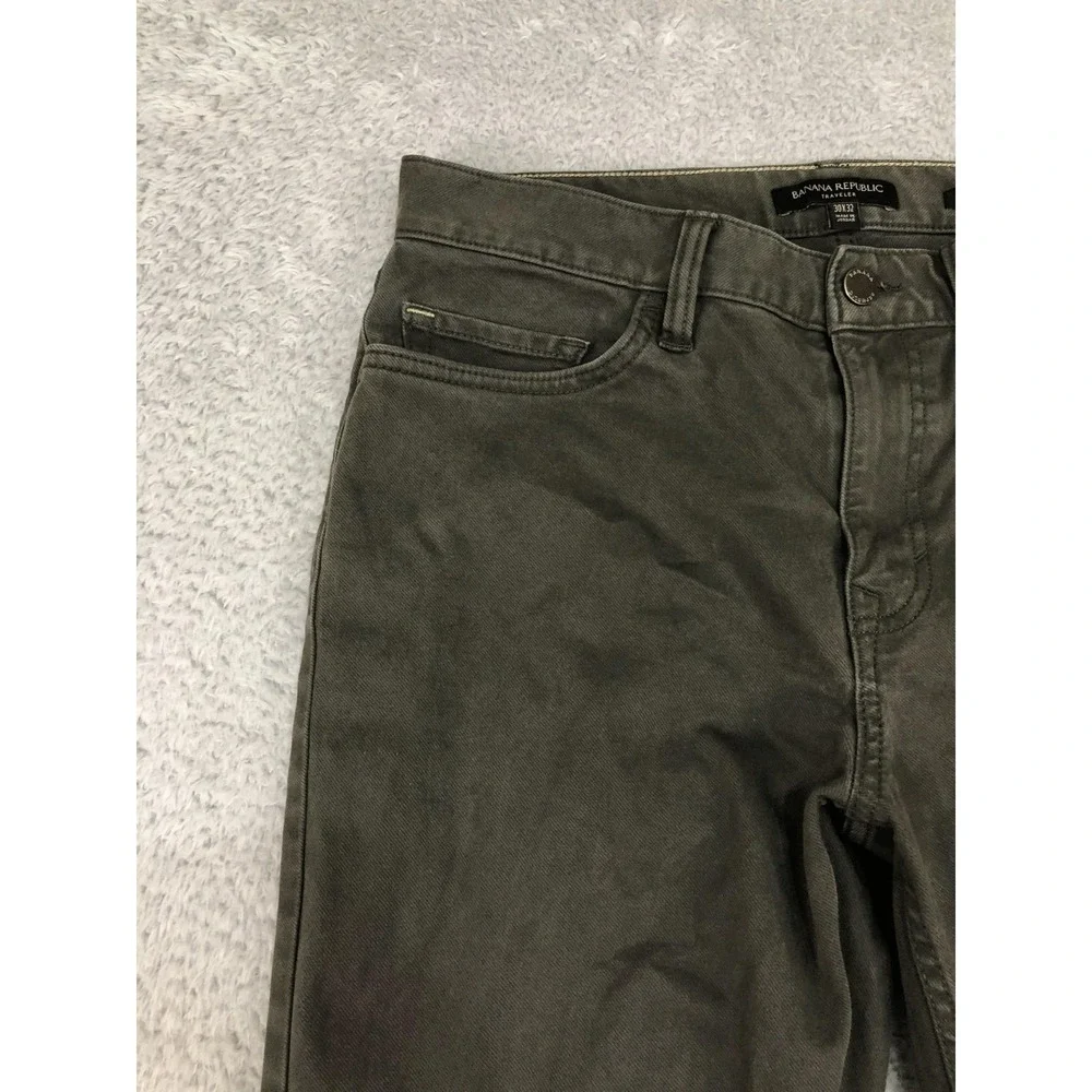 Banana Republic Jeans Men 30x30 (Tag 30x32) Traveler Slim Fit Olive Green